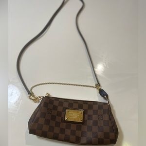 Louis Vuitton Damier Ebene Eva Clutch